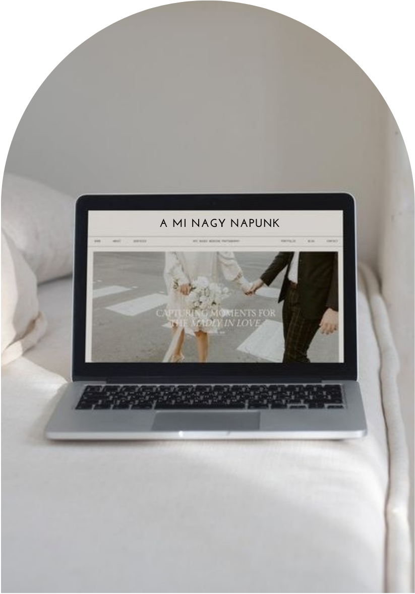 egyedi esküvői weboldal